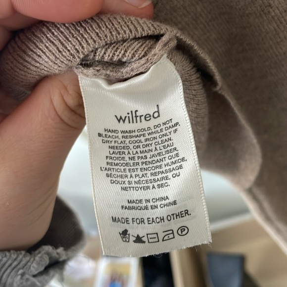 Wilfred Rebecca Crop Turtleneck Knit Sweater - Picture 8 of 8